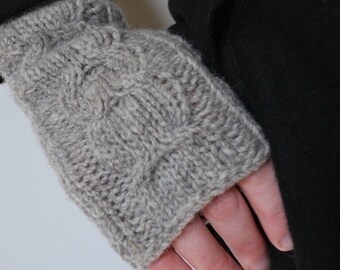 LUCKY Fingerless Gloves PDF Pattern