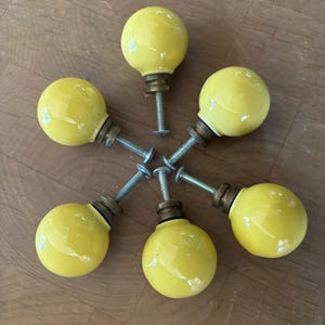 1960’s 70’s Yellow Gold Ceramic 1 1/4” Knobs With Brass Hardware & Screws