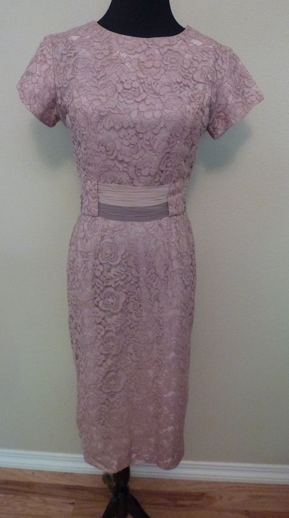 Vintage 50s Cocktail Dress Nude Pink Lace Crepe C… - image 1