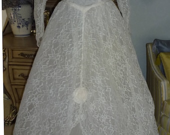 VTG 60s White Lace Wedding Gown Ballroom Belle Illusion Sweet Heart Basque Waist Dress S