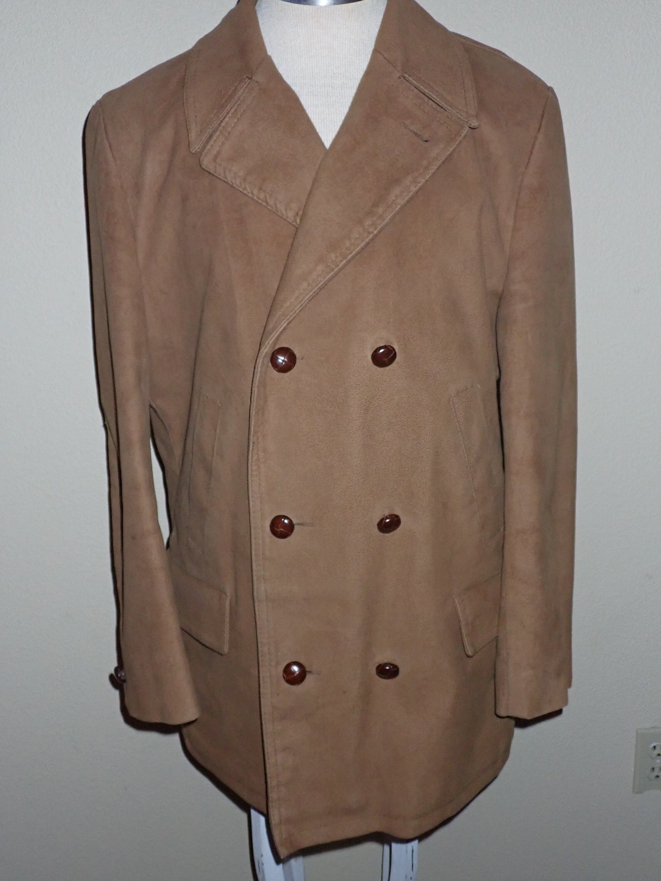 VINTAGE 60s 70s PEANUT BROWN SUEDE LEATHER DOUBLE-BREASTED SHEARLING COAT 14