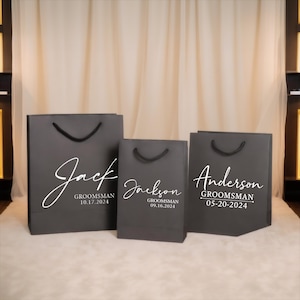 Personalized Groomsmen Gift Bag, Groomsmen Gifts, Best Man Gift Bag,  Personalized Gift Bag, Gift Bags for Wedding Party, Wedding Favors