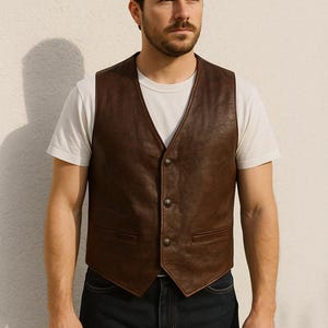 Vintage faux leather western vest in rich brown with satin back and ornate buttons size M retro cowboy style layering piece