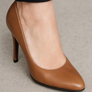 Vintage Prada Leather High Heel Pumps: Classic Italian Stilettos, Size 36.5