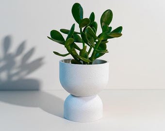 Mid-Century Modern Hourglass Planter: Space Age Minimalist Plant Pot
