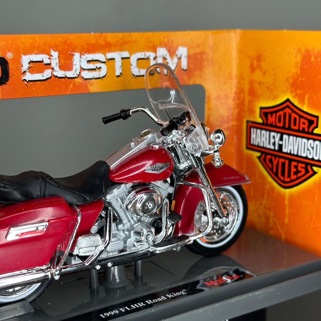 Harley Davidson 1999 FLHR Road King 1:18 Diecast Model Maisto Miniature  Motorcycle Gift for Bikers Collectible Bike in Box