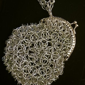 Silver Vintage Style Metal Wristlet Purse