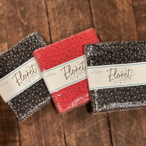 Floret Charm Pack: Black Floral Cotton Fabric, 5&quot; Squares (42 pcs)