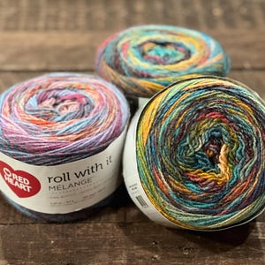 Rote Herzrolle Mit Es Melange Yarn Cakes in Hollywood oder Showtime Acrylic Cakes Häkeln Stricken