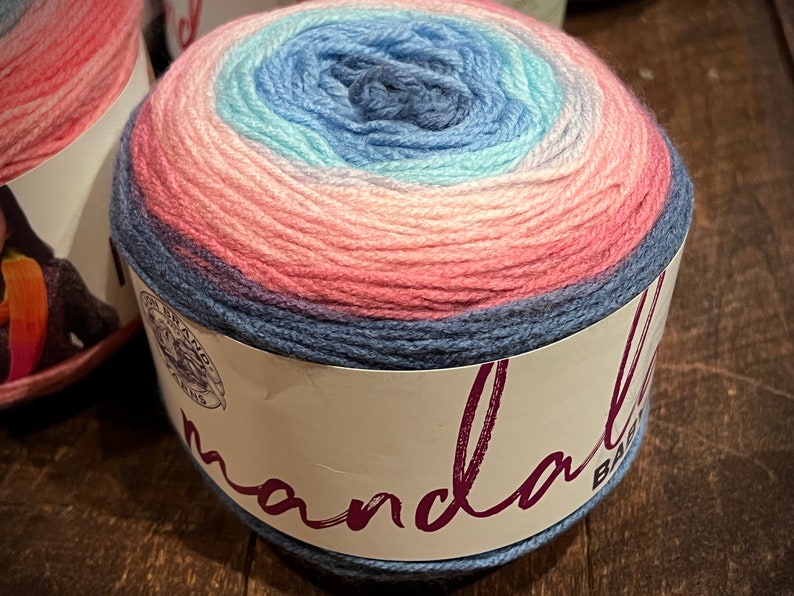 Lion Brand Mandala Yarn Cakes 590yd Gnome Mermaid Sprite Sirens You Pick Arendelle