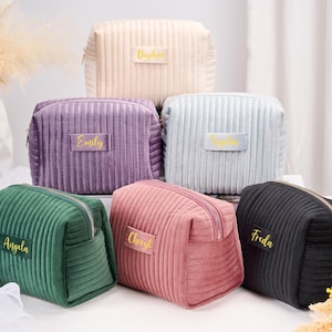 Trousse à cosmétiques en velours personnalisée pour demoiselle d'honneur, trousse de maquillage personnalisée pour une fête nuptiale, organisateur de maquillage de demoiselle d'honneur, cadeau de proposition de demoiselle d'honneur.