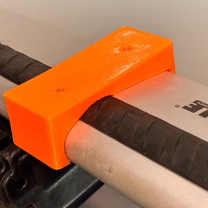 Suporte de parede/teto para Thule Wingbar evo, tipo de encaixe.