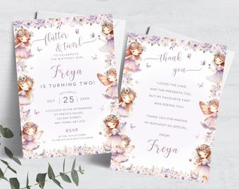 Puede incluir: Juego de dos tarjetas, una invitación y una nota de agradecimiento. La invitación presenta "flutter & twirl" y "¡Freya cumple dos años!" con un diseño de hadas y flores. La tarjeta de agradecimiento tiene un diseño similar.
