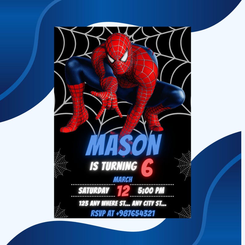 Puede incluir: Una invitaci&oacute;n de cumplea&ntilde;os con Spider-Man en una pose din&aacute;mica sobre un fondo negro con telara&ntilde;as blancas. La invitaci&oacute;n incluye el nombre "MASON", la edad "6", la fecha, la hora, la direcci&oacute;n y la informaci&oacute;n RSVP.
