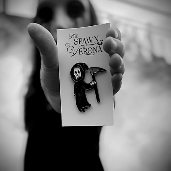 The Reaper Pin, The Spawn of Verona, Gwen’s Pin