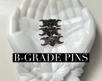 B-Grade Alien Goddess Pin, Seconds