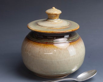 Handmade stoneware sugar bowl spice jar tea caddy 7623