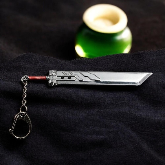 Final Fantasy VII Buster Sword Keychain | Cloud Strife Metal Key