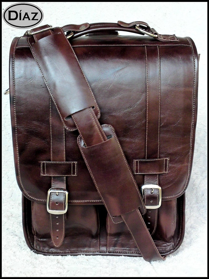 Large Geunine Leather Messenger Satchel / Backpack Laptop Bag in Antique Dark Brown 17in MacBook Pro image 3