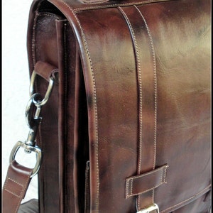 Large Geunine Leather Messenger Satchel / Backpack Laptop Bag in Antique Dark Brown 17in MacBook Pro image 2