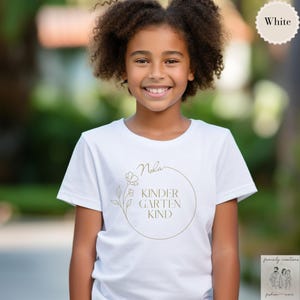 kiga kindergarten geschenk shirt personalisiertes kindergarten shirt kindergartenstart kleidung einschulungsgeschenk outfit jungen mädchen