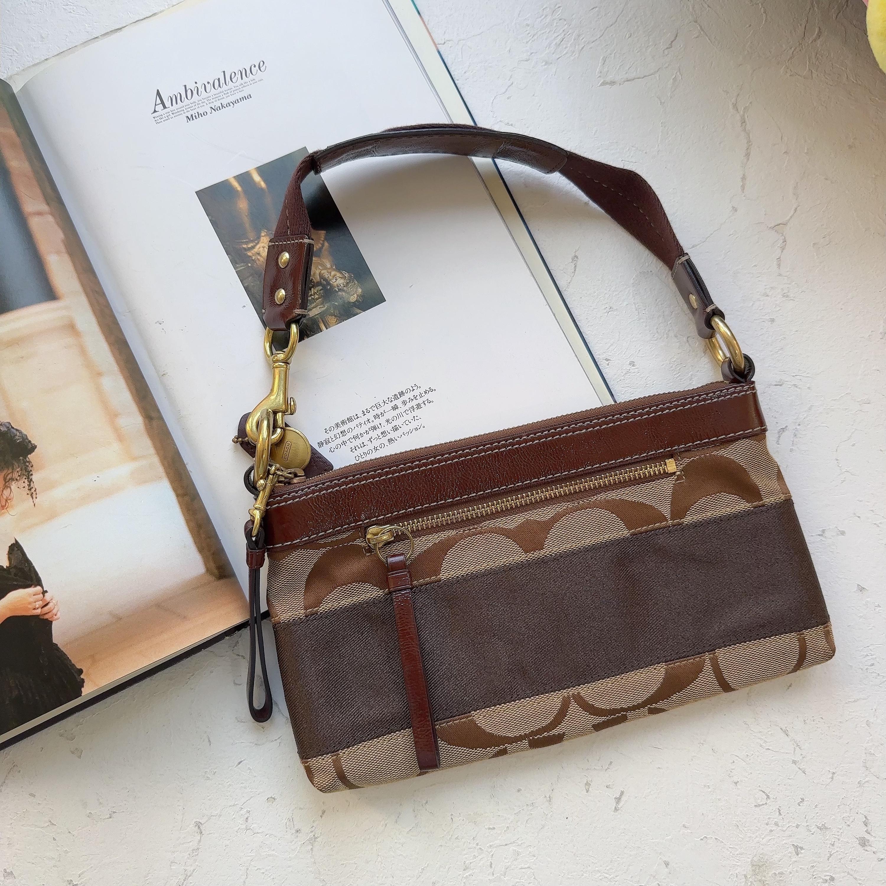 Vintage Coach Demi Pouch: Signature Canvas & Leather Y2K Wristlet 