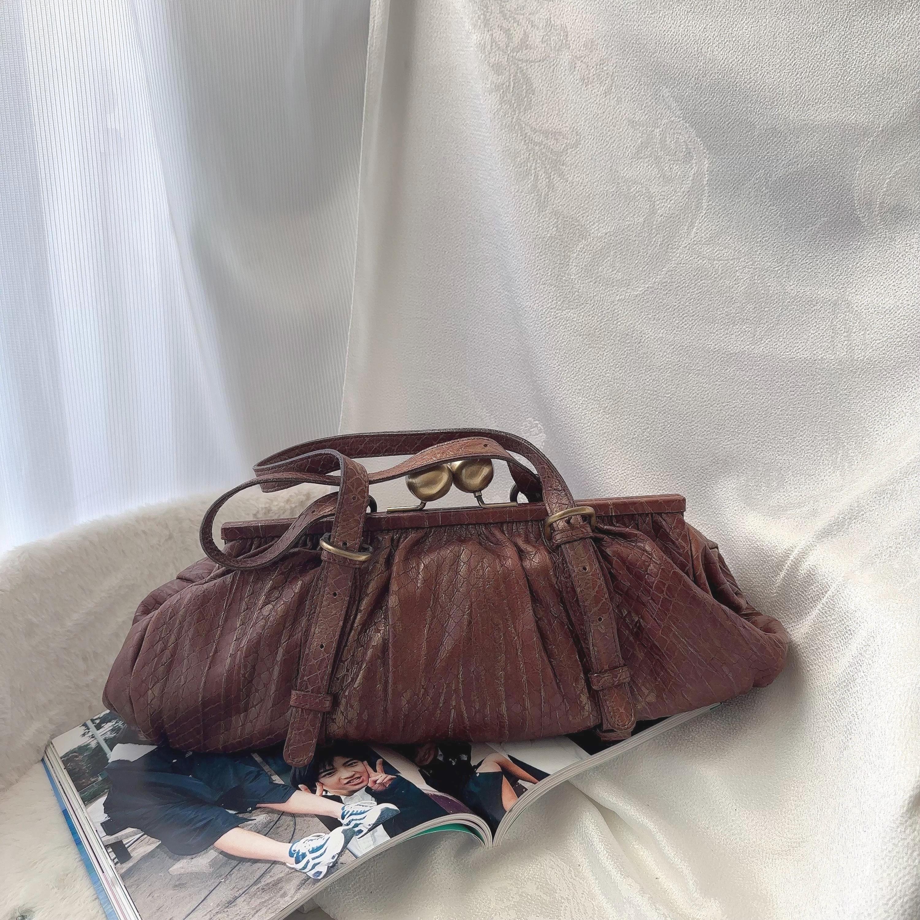Discover a Rarity: Authentic MONTEROSA Vintage Leather Doctor Bag 