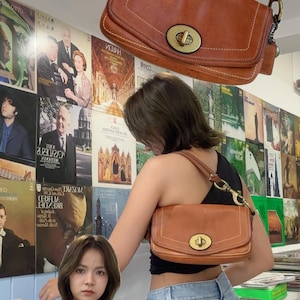 バッグ Coach Legacy 65th Leather Shoulder Bag Coach 65th Anniversary Legacy Leather WHISKEY Hippie
