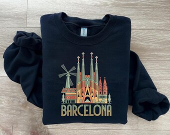 バルセロナ レトロ Tシャツ：ガウディ スペイン お土産 Tシャツ - Etsy