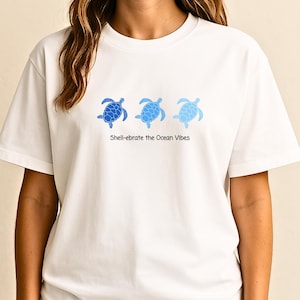Ocean Vibes Turtle T-Shirt | Cute Sea Turtle Shirt | Summer Beach Tee | Unisex Ocean Animal Shirt | Gift for Turtle Lovers