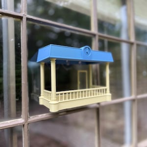 Window Mounted Bird Feeder