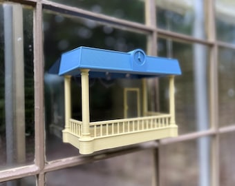 Window Mounted Bird Feeder