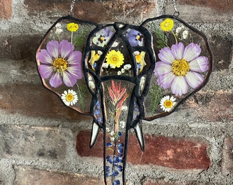 Elephant head Pressed flower stained glass