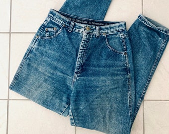 RARE Wrangler Blue Jeans / Vintage 1990’s High Waist Silverlake Jeans Denim Pants Size 28X28