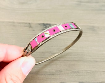 Vintage Hecho en Mexico Bracelet / Jewelry Bangle Alpaca Style Mexico Silver and Abalone Bright Pink