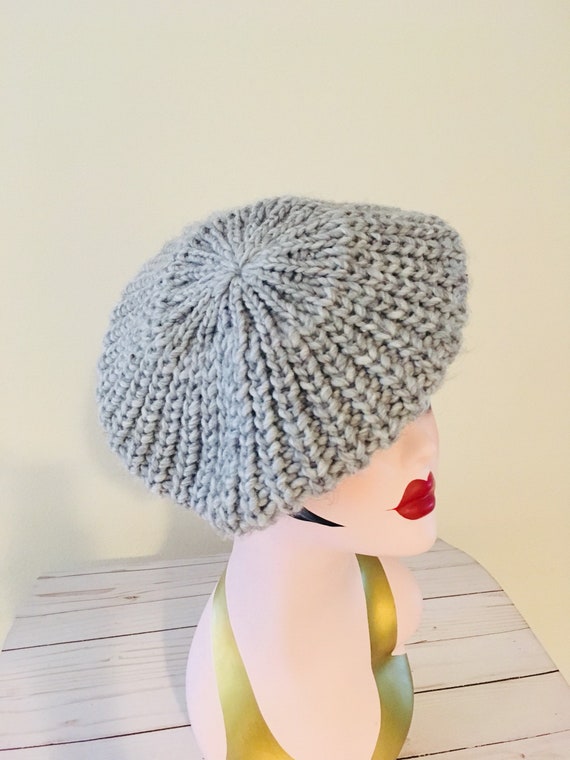 Vintage Light Grey Knit Beret Hat / 1990's Wool B… - image 1