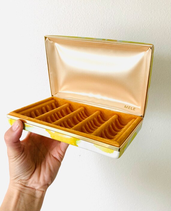 Retro Yellow Floral Ring Holder Jewelry Box Organ… - image 3