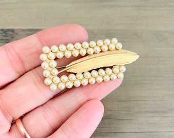 Vintage Pearly Leaf Brooch Pin Golden Faux Pearl Jewelry Pin