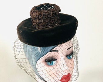 1950’s Velvet Mini Fascinator Hat / Vintage Chocolate Brown Netted Birdcage Veil Classy Church Hat "Miss Sally"