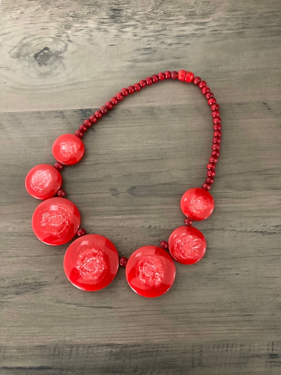 Chunky Red Necklace / Vintage 1980’s Retro Round C