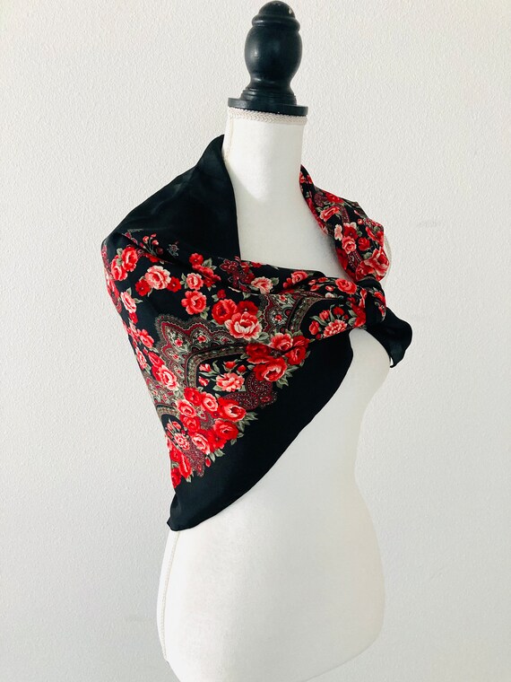 Vintage Red Rose Scarf / 1980’s Large Style Squar… - image 2