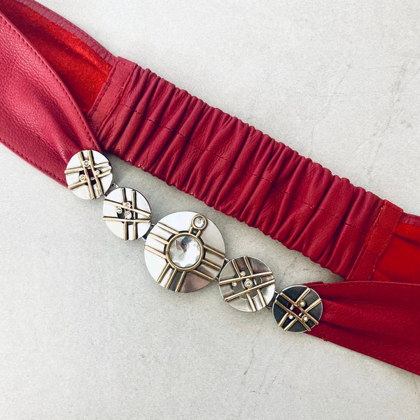 Vintage Red Leather Belt / 1990’s Silver Belt Buckle Stretchy Leather Fashionista Belt Size 35” inch length