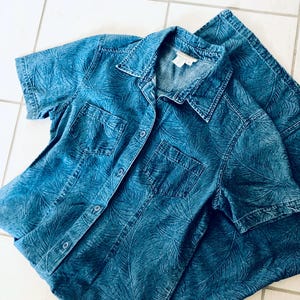 Blue Jean Casual Summer Dress / Vintage 1990’s Short Sleeves Fun Blue Denim Dress Womans Size S Button Front