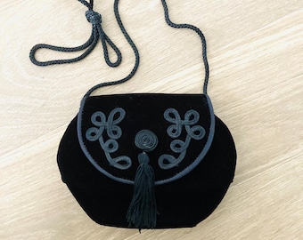 Vintage Black Velvet Purse / 1990's Formal Elegant Tassel Shoulder Bag Clutch Handbag