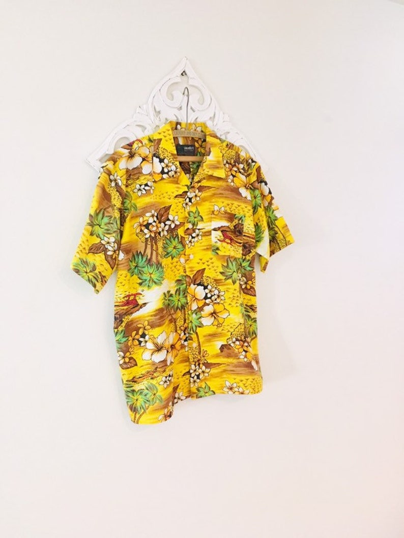 Vintage Mens HAWAIIAN Beach Shirt 1980/'s Yellow Hibiscus Floral Button Up Mens Shirt Top