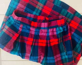 Pendleton Wool Skirt / Vintage 1980’s Red Green Blue Plaid Winter High Waist Tartan Pleated MIDI Skirt Size Small