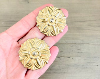 Golden Floral Large Round Earrings / Vintage 1980’s Gold Style Jewelry Earring Set