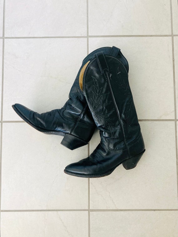 Justin Black Cowgirl Boots / Vintage Country Weste