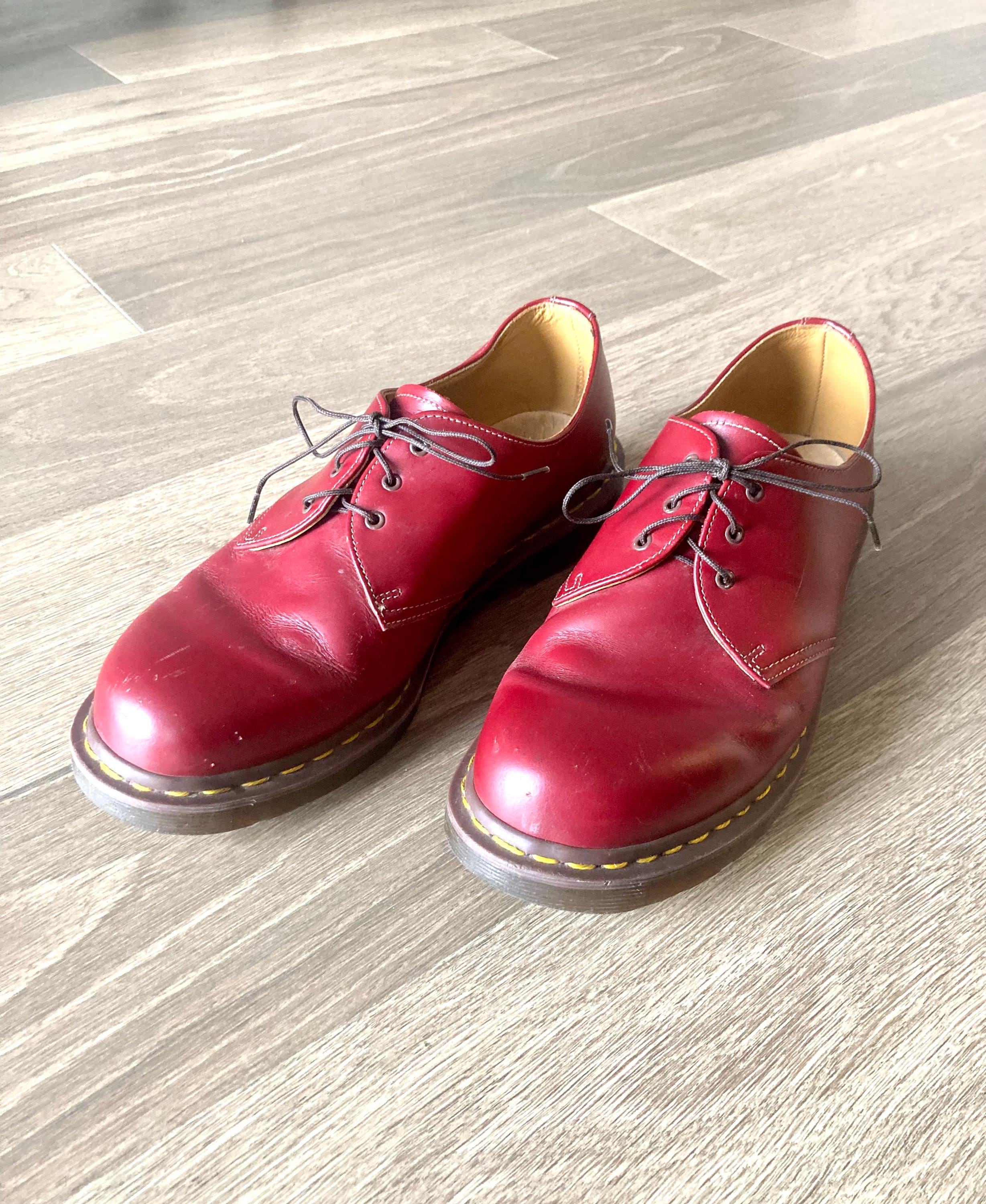 Dr. Martens 1461 Cherry Red Oxford Shoes – Men’s Size 13 Amazon.com | Dr. Martens Unisex 1461 Oxford,Cherry Red,4 F(M  main image 2