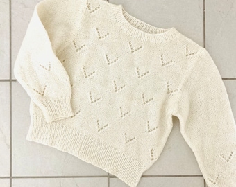 Vintage 1970’s Cream Knit Sweater / Wool Blend Off-White Angora Style Pullover Sweater Size XS